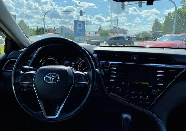 Toyota Camry cena 99850 przebieg: 159103, rok produkcji 2019 z Gołdap małe 379